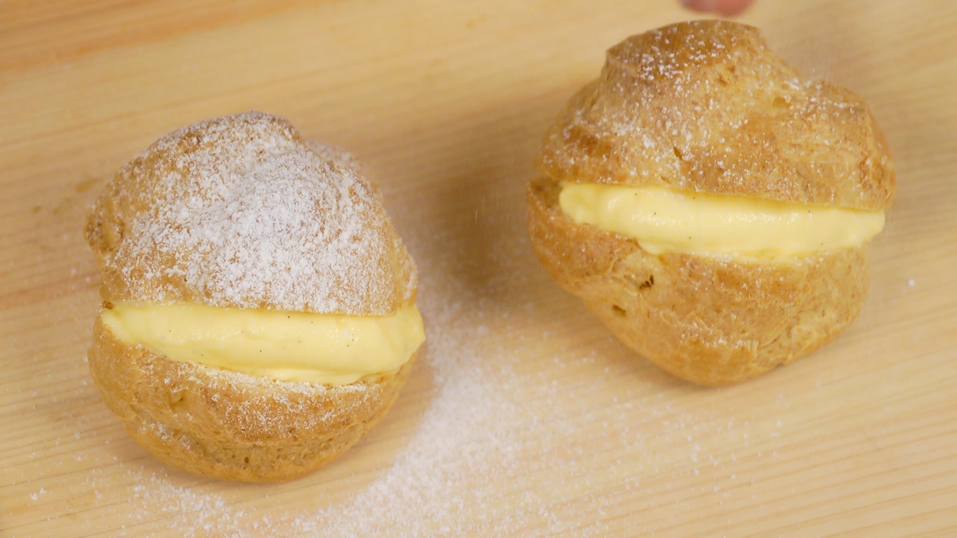 Cream Puffs with Exquisite Custard Filling Recipe (Crispy Choux Créme ...