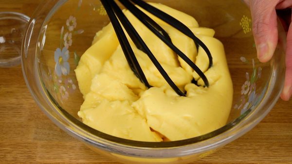 Lightly mix the chilled pastry cream in a bowl to soften.