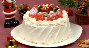 クリスマスケーキの作り方 ふわふわスポンジ生地とたっぷりのいちごのレシピ