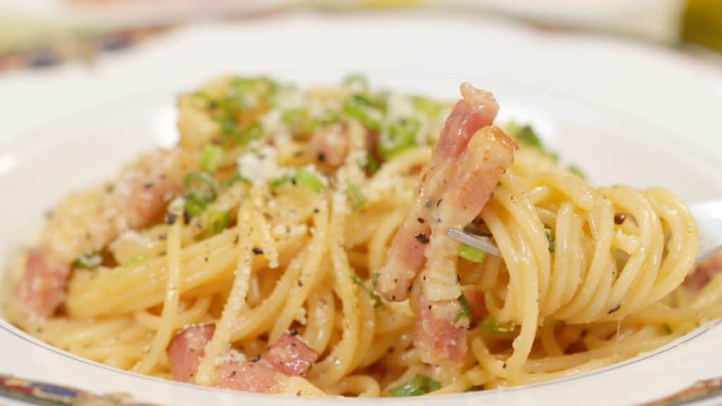 You are currently viewing Spaghetti Carbonara Rezept (japanisch inspirierte Pasta)