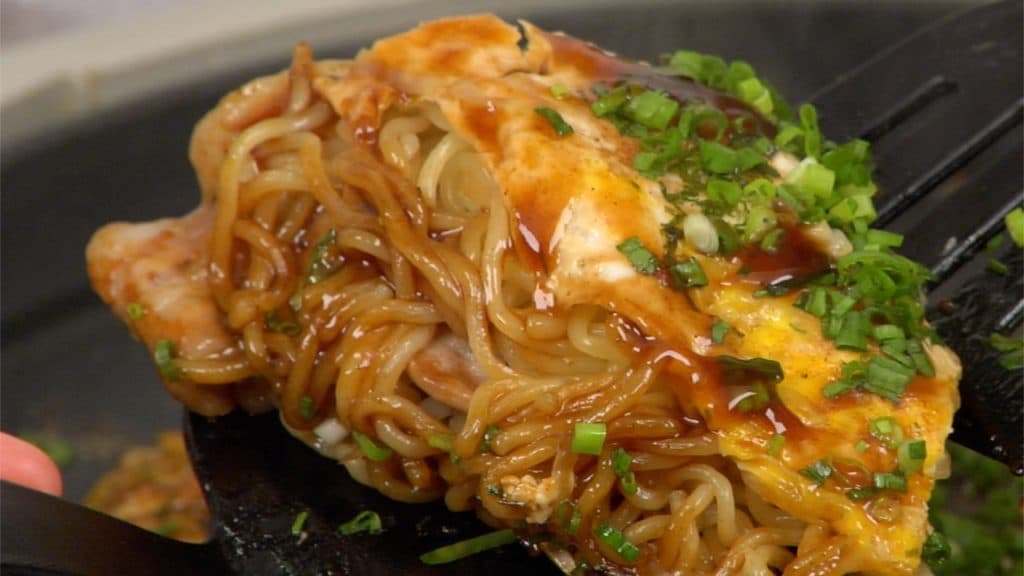 You are currently viewing Công thức bánh xèo Okonomiyaki kiểu Hiroshima