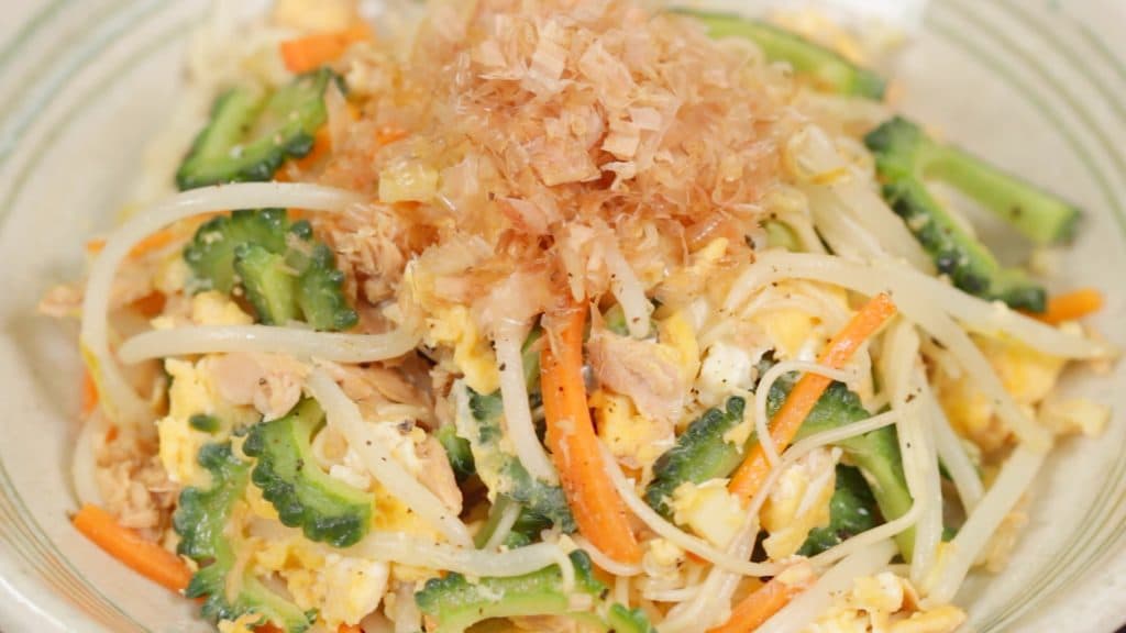 You are currently viewing Somen Chanpuru with Bitter Melon Recipe (Okinawan Noodle Stir-Fry with Goya)