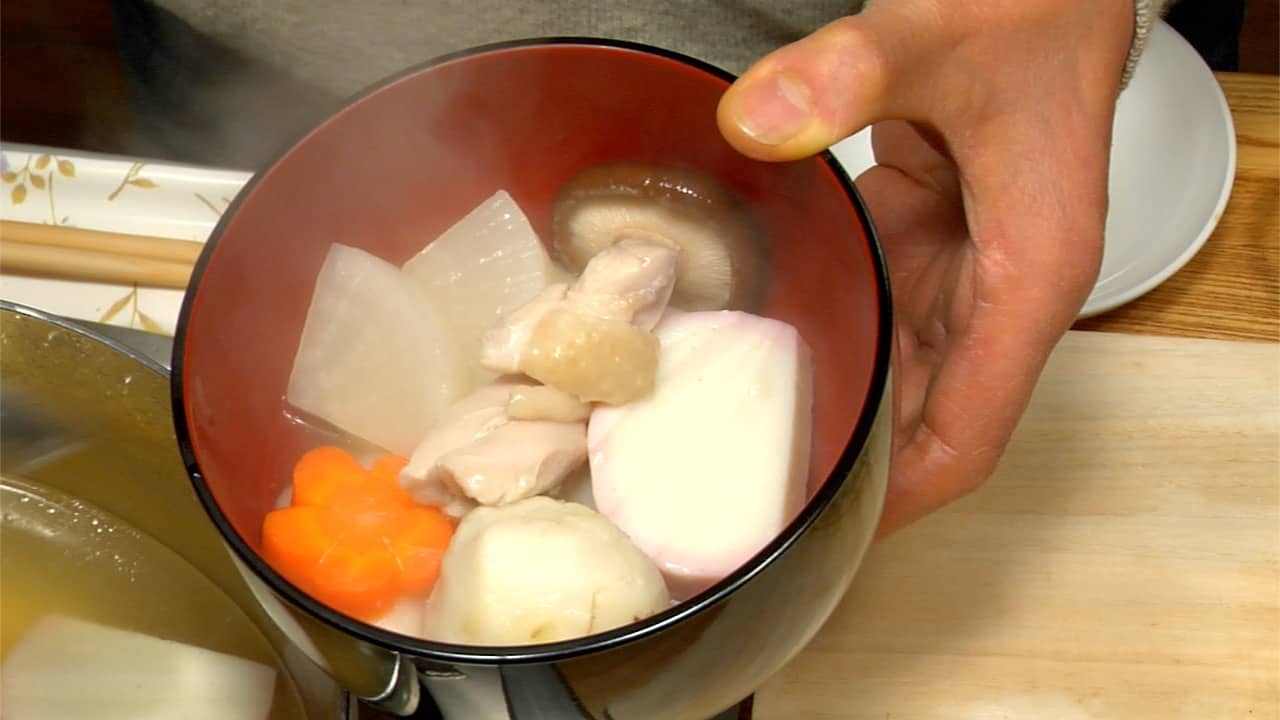 Ozoni Recipe (Japanese New Year Mochi Soup with Chicken 