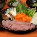 Recette de Buri Shabu-Shabu et sauce ponzu faite maison (fondue japonaise de sériole frais avec du mochi et des légumes)