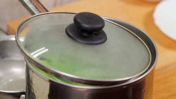 Cover but leave the lid slightly open to prevent the broth from developing any unwanted odor. Simmer for 20 to 30 minutes.