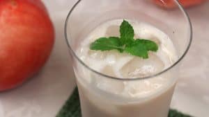Read more about the article Công thức Lassi đào (Đồ uống sữa chua Ấn Độ)