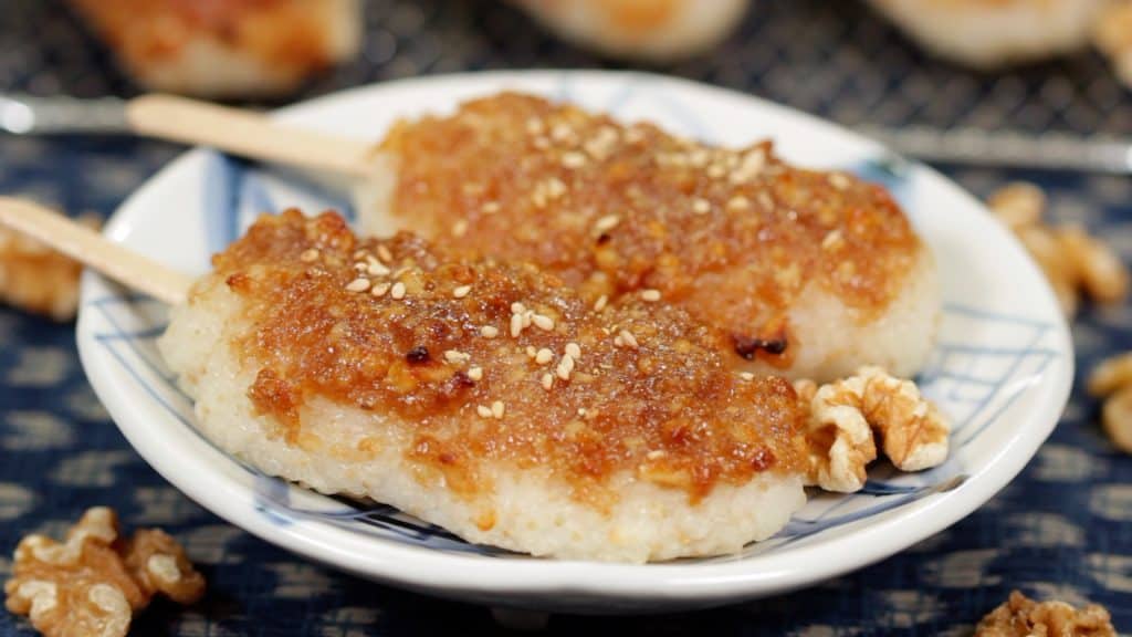 You are currently viewing Gohei Mochi Recipe (Rice Cake with Sweet Walnut Miso Paste)