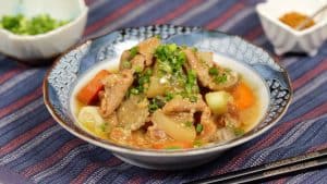 Read more about the article Motsu Nikomi Recipe (Pork Chitterlings and Vegetable Stew Using Pressure Cooker)