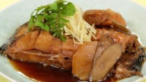 Lire la suite à propos de l’article Recette de Karei no Nitsuke (poisson plat tendre et délicieux mijoté dans du bouillon)