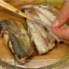 Remove the backbone and small bones thoroughly from the fish.