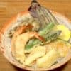 Arrangez tous les tempura que vous avez préparé sur le bol.