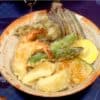 Versez plus de sauce tendon sur les tempura et savourez un délicieux tendon ! 
