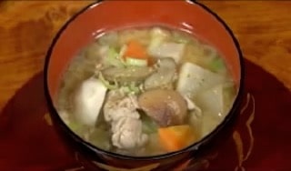 You are currently viewing Easy Tonjiru Recipe (Pork and Vegetable Soup with Miso | Butajiru)